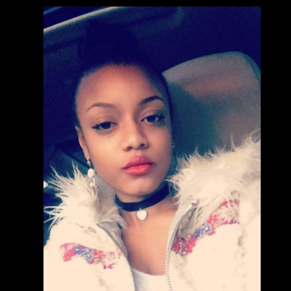 Meet your Posher, Jade